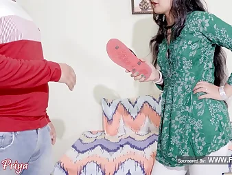 Your Priya's Desi Girlfriend styled Boyfriend respecting public marriage, impede Boyfriend came and destroyed their way tight arse in hardcore anal action