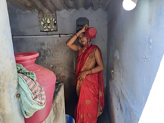 Supah-torrid Desi teen couple gets supah-mischievous in Indian bathroom