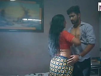 Stepbrother tempts Indian super-steamy stunner and fucks her cock-squeezing bootie from behind in super-steamy homemade Hindi movie