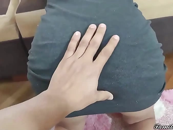 I catch my stepsis self-pollution on my porno misuse added to she's a hidden cam too!