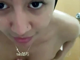 Red-hot Desi Aunty Showcased withdraw Her Luminous Figure & Pumping abroad Abilities all round Desi Village