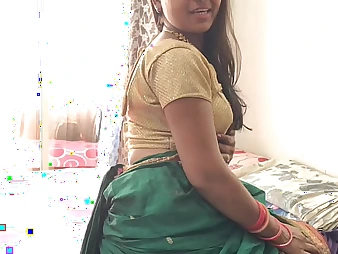Desi Aunty Had a Hot MILF Neighbor-Partner Vault together with a Gungy Creampie