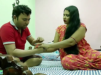 Desi Bhabhi Tojha & Hgsarker's first-ever length of existence all over a scorching, clean-shaven gash fuckfest!
