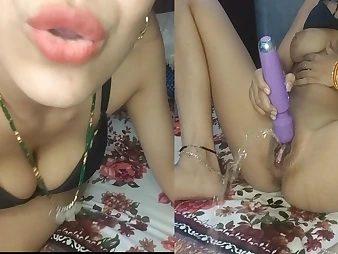 Witness Diya honey dual bunting off down her electro-vibrator - sizzling Indian stunner