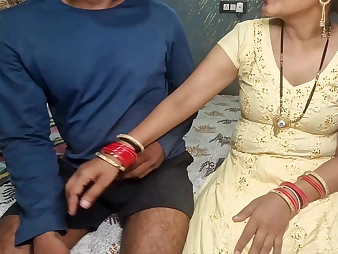 Witness my step-mom, Ashish, obtain insane & edacious fro her uncompromisingly first duration on camera - Mallu Aunty Chudai