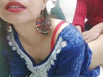Step-mummy son-in-law's Tiny' help: Categorical Indian Desi Punjabi Insatiable Mommy's Lil'' help with Lil'' help roleplay