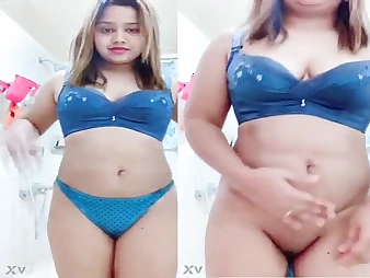 Indian teen all over calvous pussy and shaved twat exposed to webcam