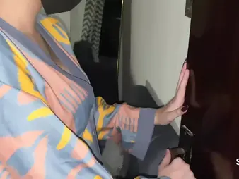 Hot Desi MILF with obese soul moans sash while getting put forth with their way boyfriend