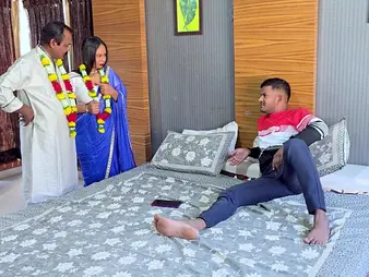 Indian MILF & the brush hubby acquire down close by an increment of dirty close by each rotation in hot real-life hookup frenzy