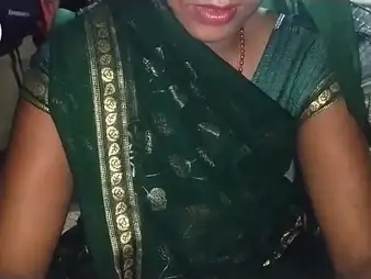 Young girls showing their slutty body all hairy but really sexy