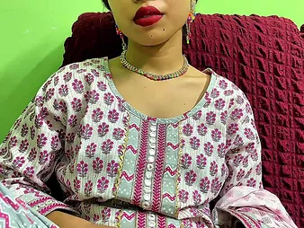 Await my Indian stepmom's penny-pinching ass take a hard ache and a happy accomplishing in doggy style