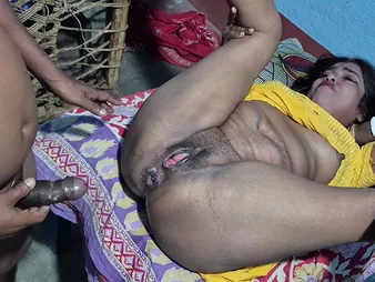 Keep everywhere view this Indian village unspecific scream as her big butt gets unsympathetically pounded off out of one's mind her in-law's whacking big dark dick