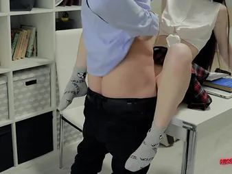 Reddish and Miya's close-up roleplay after class: Professor Pokes Me in My Labia and Cums on My Candy Love